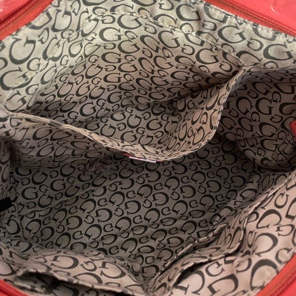 Guess Shoulder Handbag - Picture 3 of 3